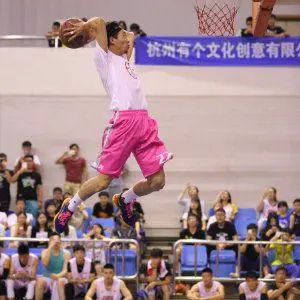 为什么专业篮球品牌在训练中如此重要_1